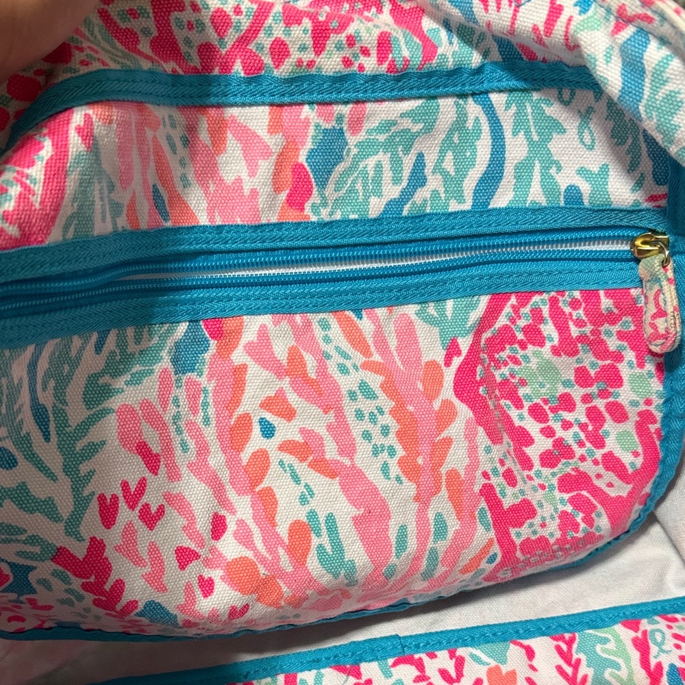 Lilly Pulitzer tote - Picture 8 of 9